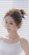 <b>违规接管宴请和车辆司机办事放置；卖官鬻</b>